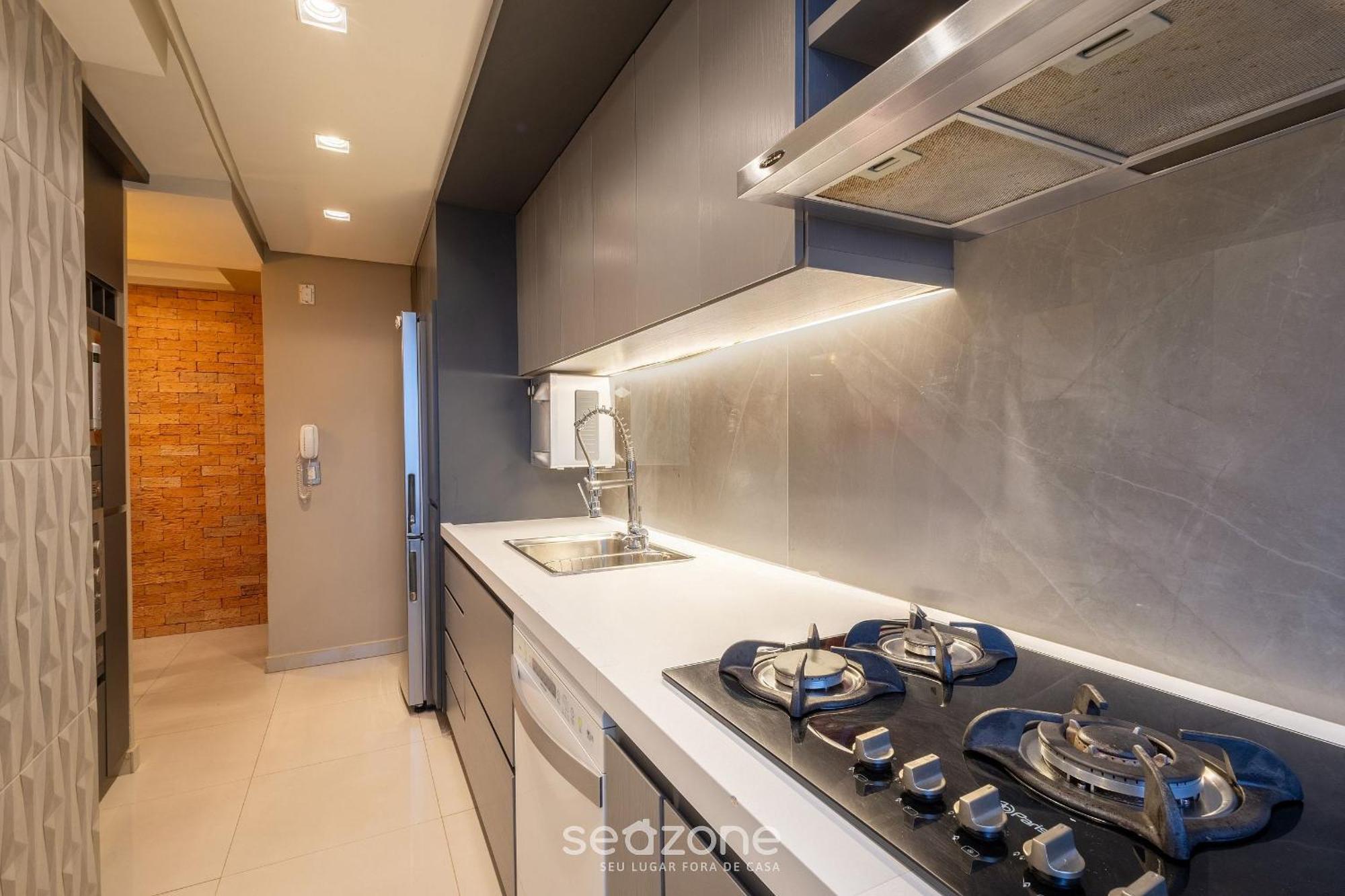 Apartamento Cobertura De Luxo C/ Jacuzzi Em Bcy2001